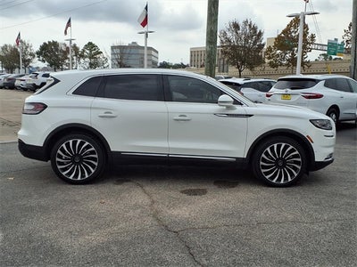 2022 Lincoln Nautilus Black Label