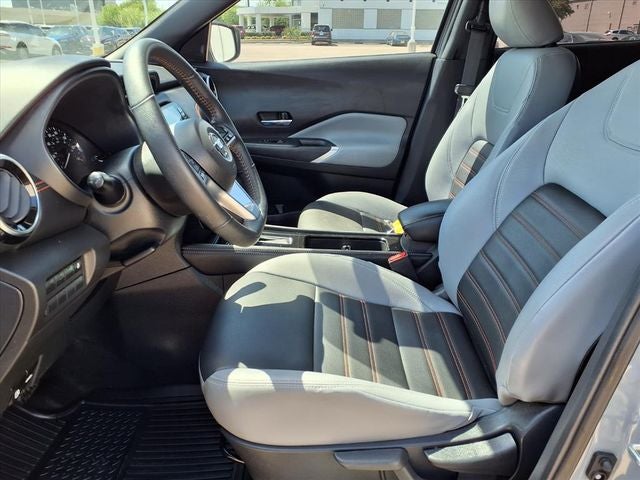 2021 Nissan Kicks SR