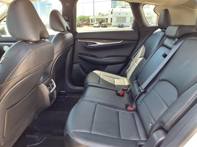 2024 INFINITI QX50 LUXE