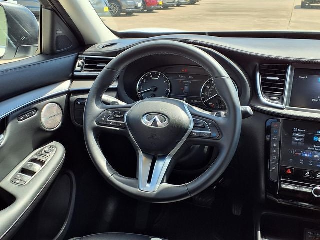 2024 INFINITI QX50 LUXE