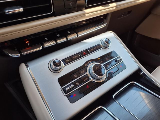 2024 Lincoln Aviator Premiere