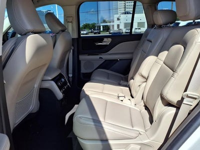 2023 Lincoln Aviator Standard