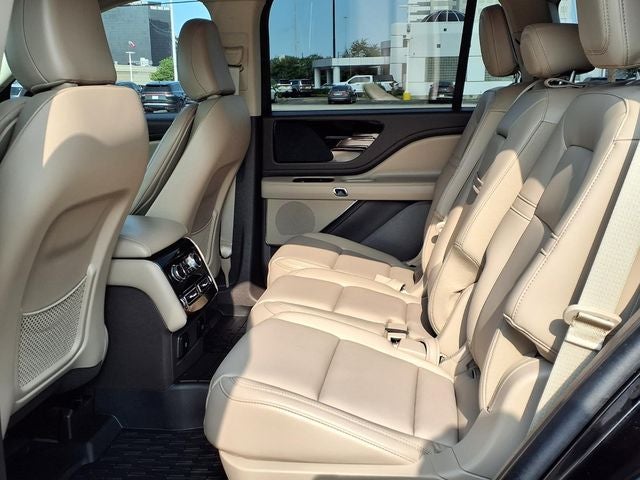 2023 Lincoln Aviator Standard