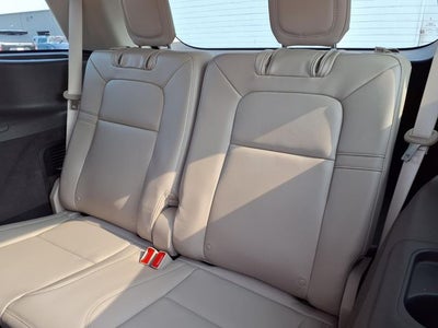 2023 Lincoln Aviator Standard