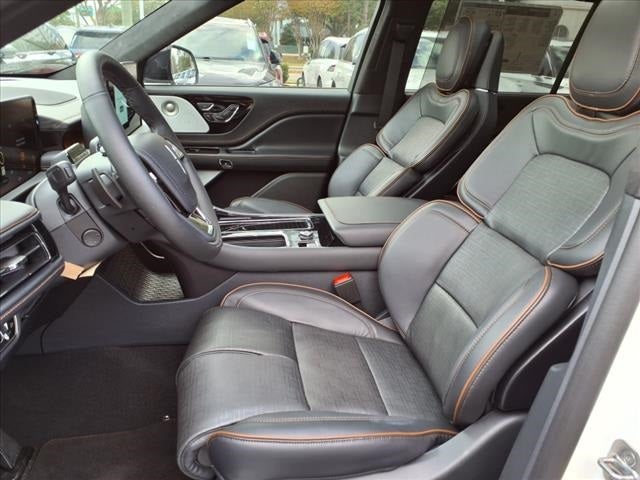 2025 Lincoln Aviator Black Label