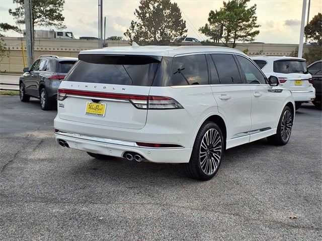 2022 Lincoln Aviator Black Label