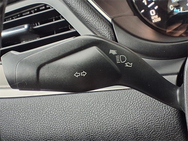 2015 Lincoln MKC Base