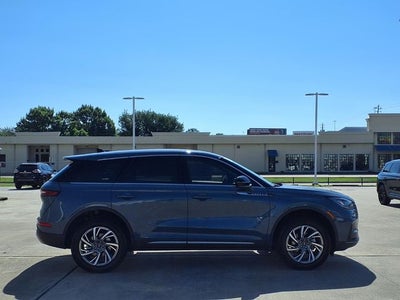 2025 Lincoln Corsair Premiere