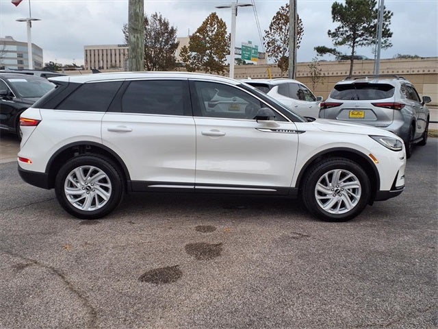 2025 Lincoln Corsair Premiere