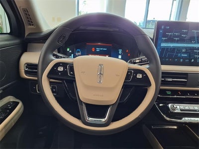 2025 Lincoln Corsair Premiere