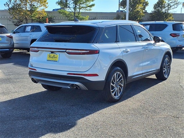 2022 Lincoln Corsair Standard