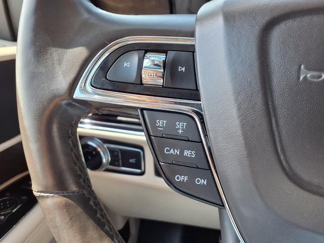 2019 Lincoln Navigator Select