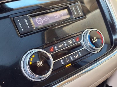 2019 Lincoln Navigator Select