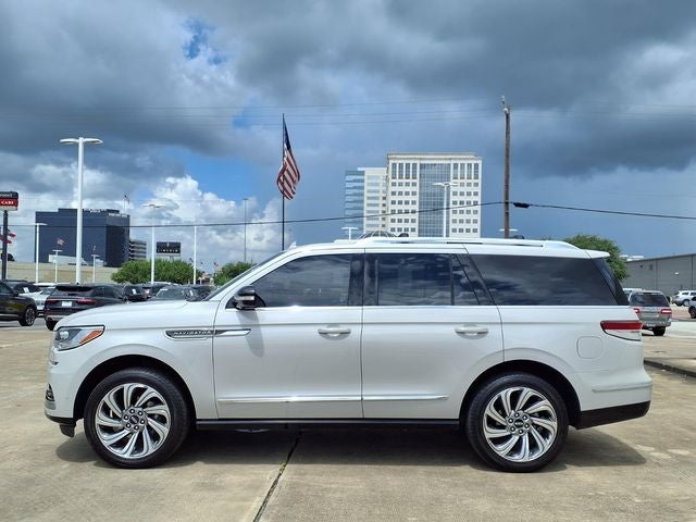 2023 Lincoln Navigator Reserve