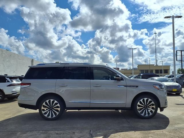 2024 Lincoln Navigator Reserve