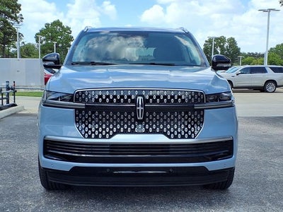 2027 Lincoln Navigator Reserve