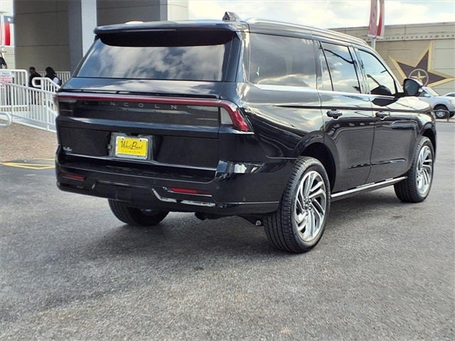2025 Lincoln Navigator Reserve