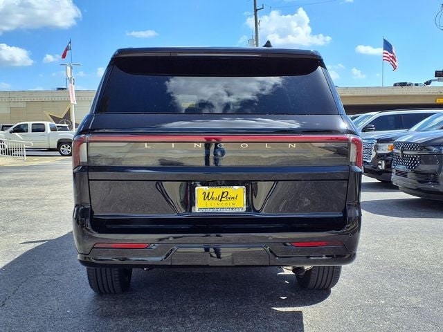 2027 Lincoln Navigator Reserve