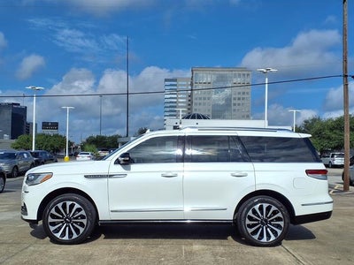 2023 Lincoln Navigator Reserve