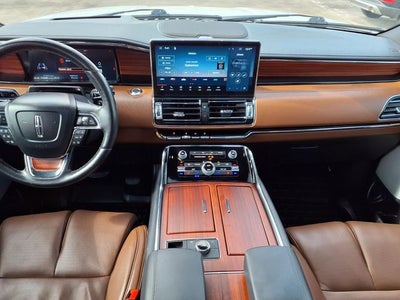 2023 Lincoln Navigator Reserve
