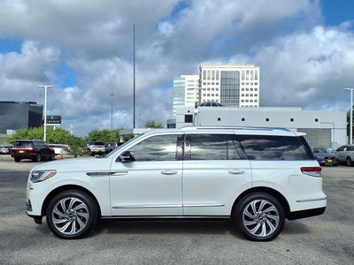 2023 Lincoln Navigator Reserve