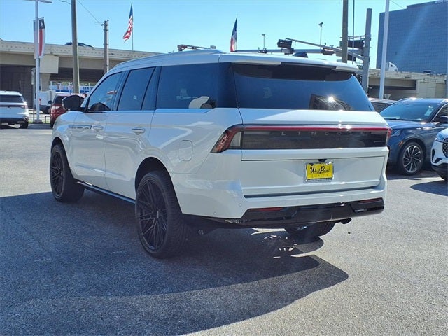 2025 Lincoln Navigator Reserve