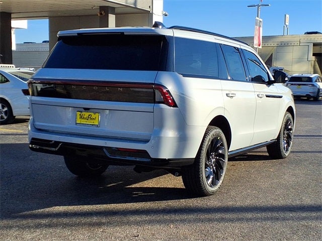 2025 Lincoln Navigator Reserve