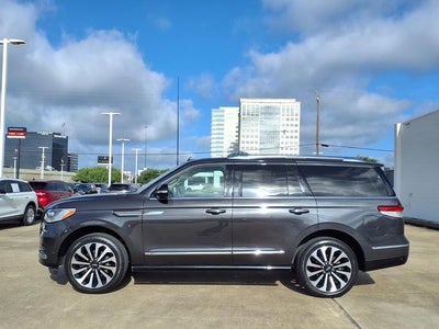 2022 Lincoln Navigator Reserve