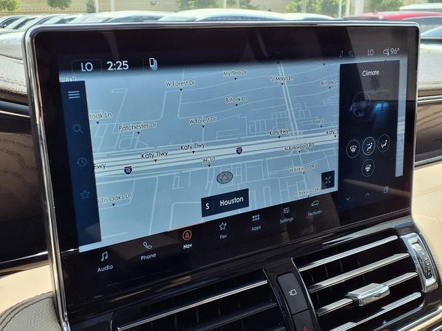 2024 Lincoln Navigator Premiere