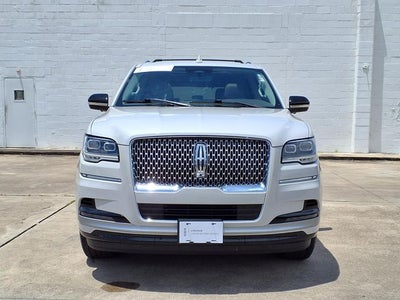 2024 Lincoln Navigator Premiere