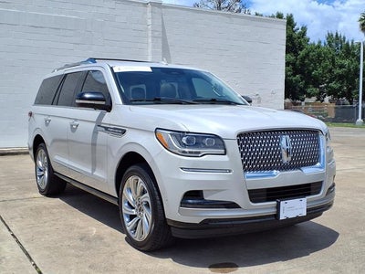 2024 Lincoln Navigator Premiere