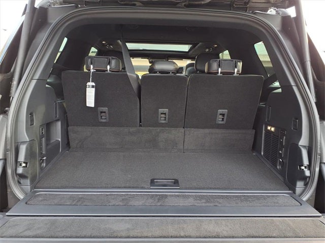 2025 Lincoln Navigator Black Label