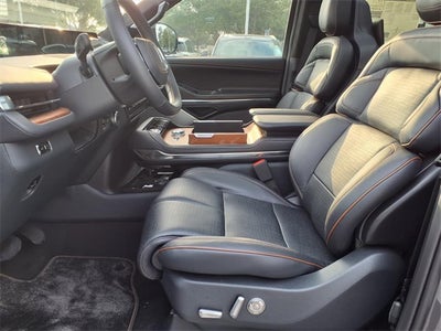 2025 Lincoln Navigator Black Label