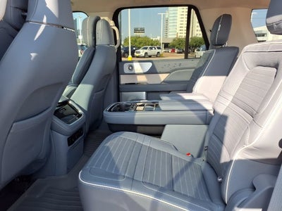 2024 Lincoln Navigator Black Label