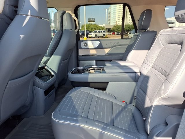 2024 Lincoln Navigator Black Label