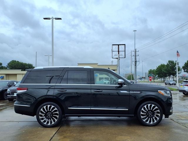 2022 Lincoln Navigator Black Label