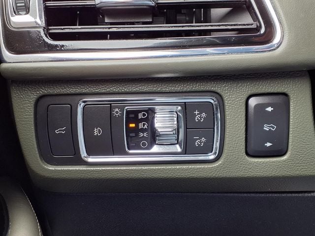 2022 Lincoln Navigator Black Label
