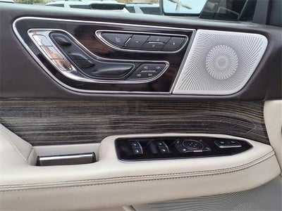 2020 Lincoln Navigator Black Label