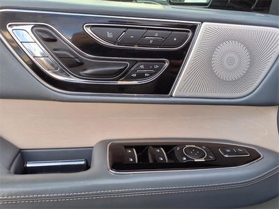 2019 Lincoln Navigator Black Label