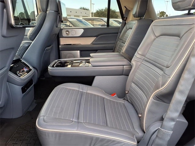 2019 Lincoln Navigator Black Label