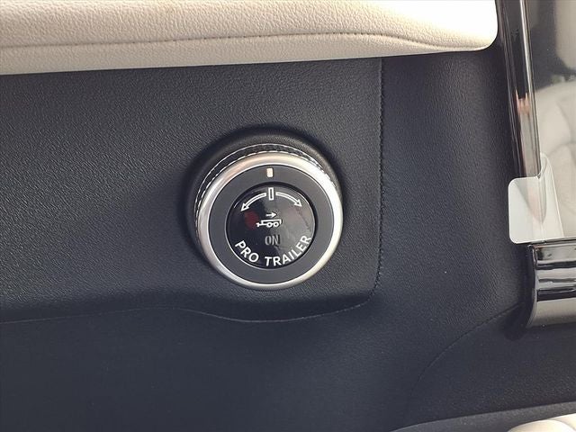 2026 Lincoln Navigator Premiere