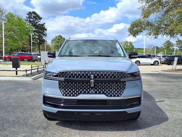 2026 Lincoln Navigator Premiere