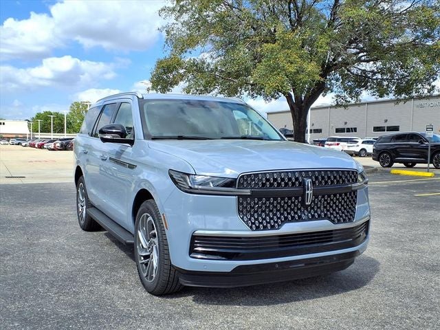 2026 Lincoln Navigator Premiere
