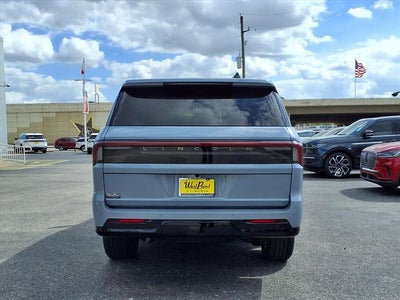 2026 Lincoln Navigator Premiere