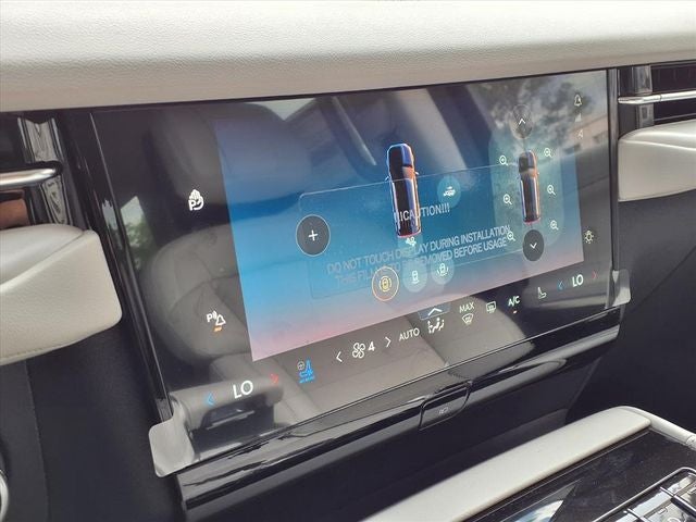 2026 Lincoln Navigator Premiere