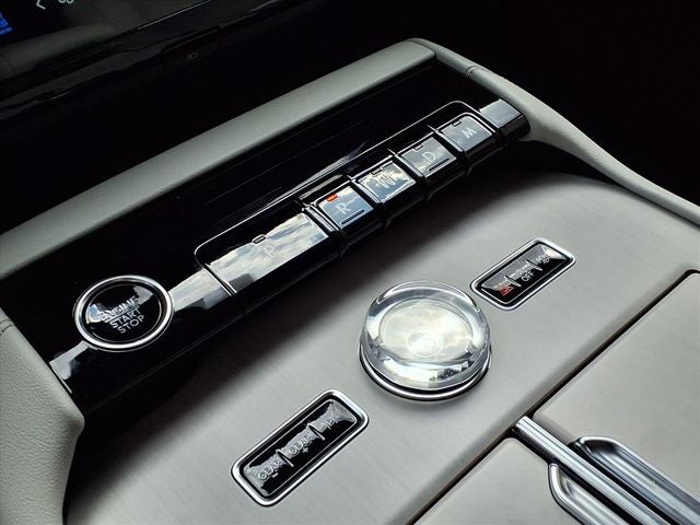 2026 Lincoln Navigator Premiere