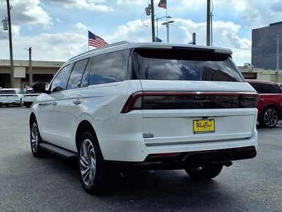 2026 Lincoln Navigator Premiere