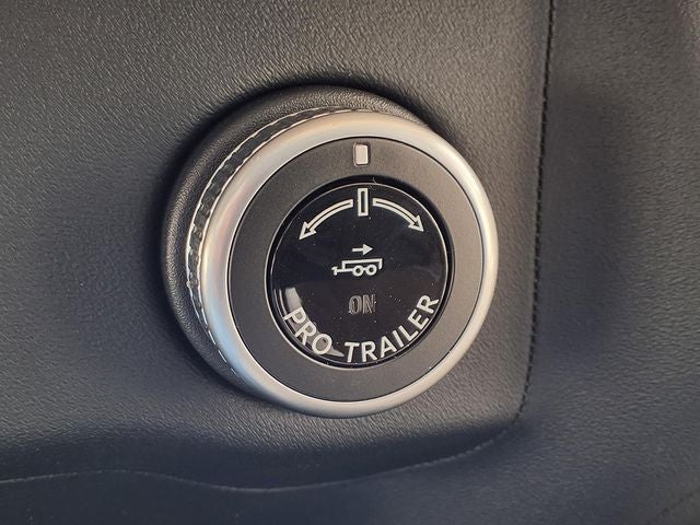 2027 Lincoln Navigator Premiere