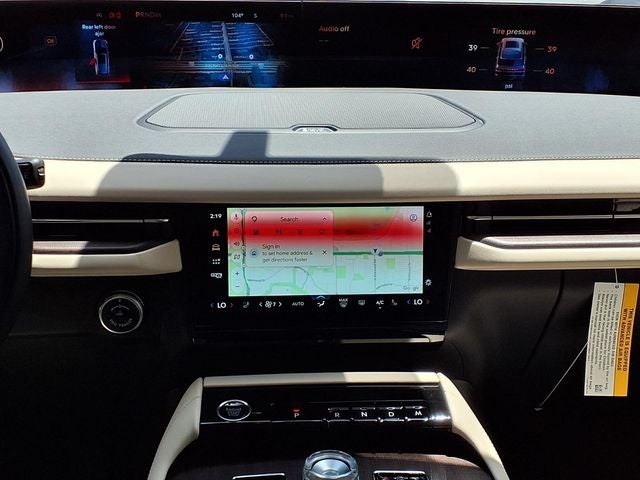 2027 Lincoln Navigator Premiere