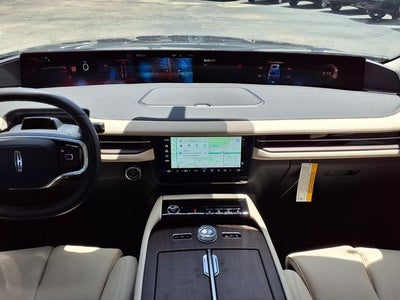 2027 Lincoln Navigator Premiere